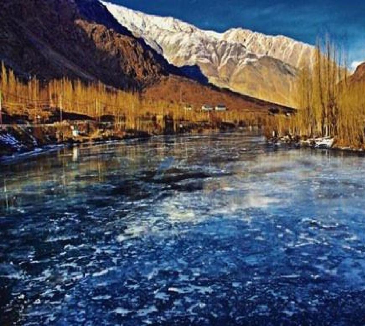 Hotel Suru View Kargil Exterior foto